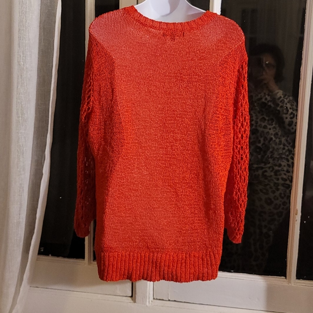 Sweater - Picture 4 of 4